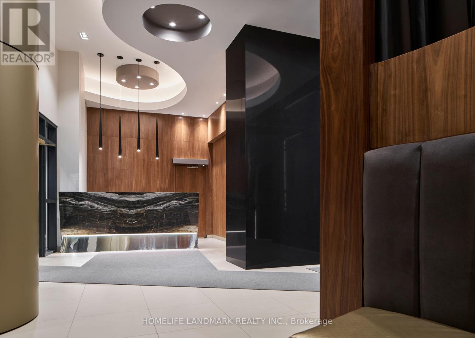 702 - 99 John Street, Toronto, Ontario  M5V 0S6 - Photo 4 - C12439059