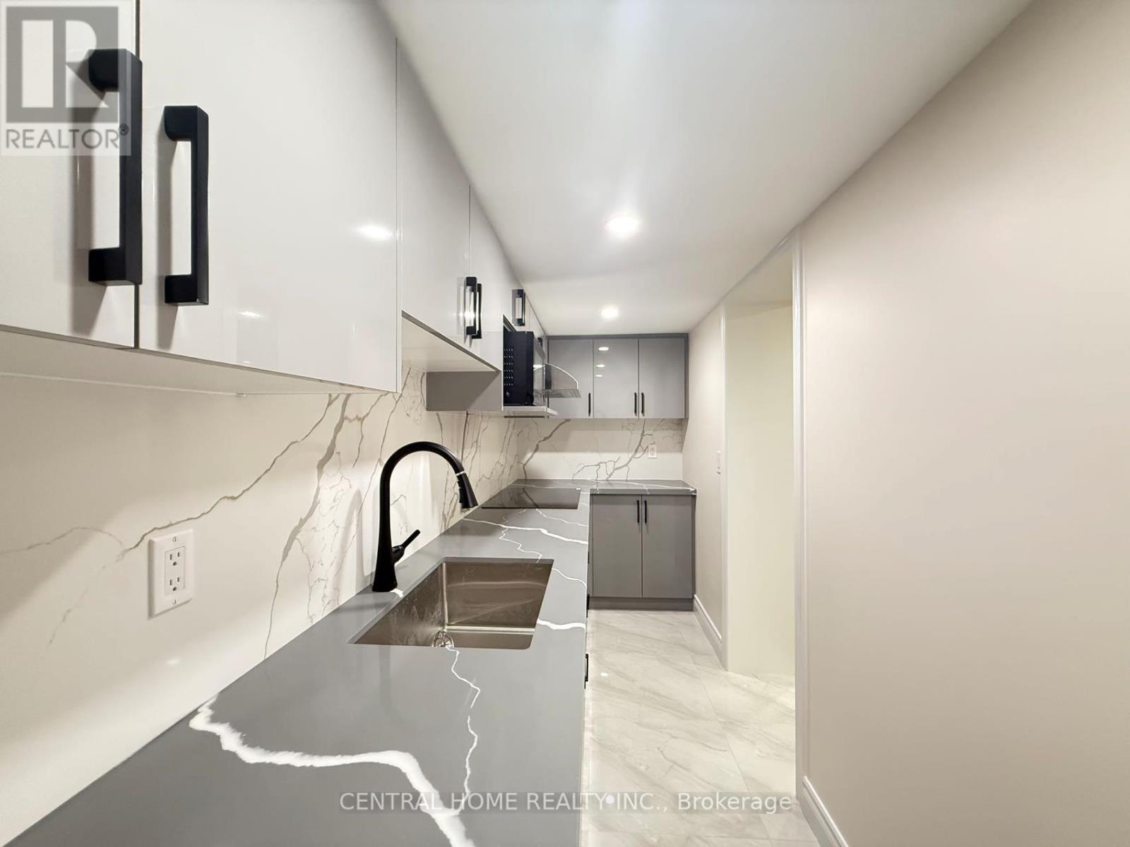 Bsmt - 39 Kentland Street, Markham, Ontario  L6E 0H6 - Photo 10 - N12439058