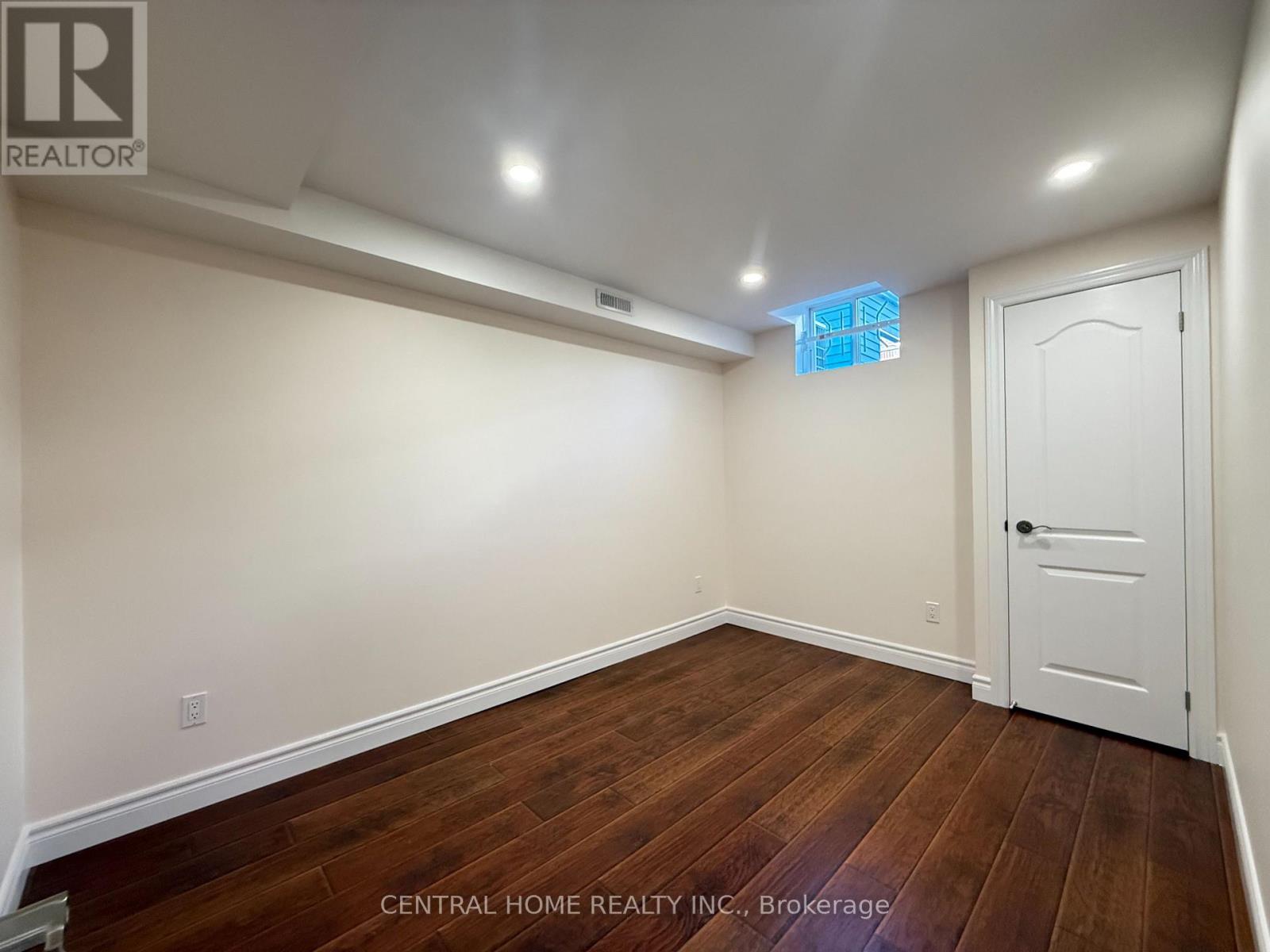 Bsmt - 39 Kentland Street, Markham, Ontario  L6E 0H6 - Photo 3 - N12439058