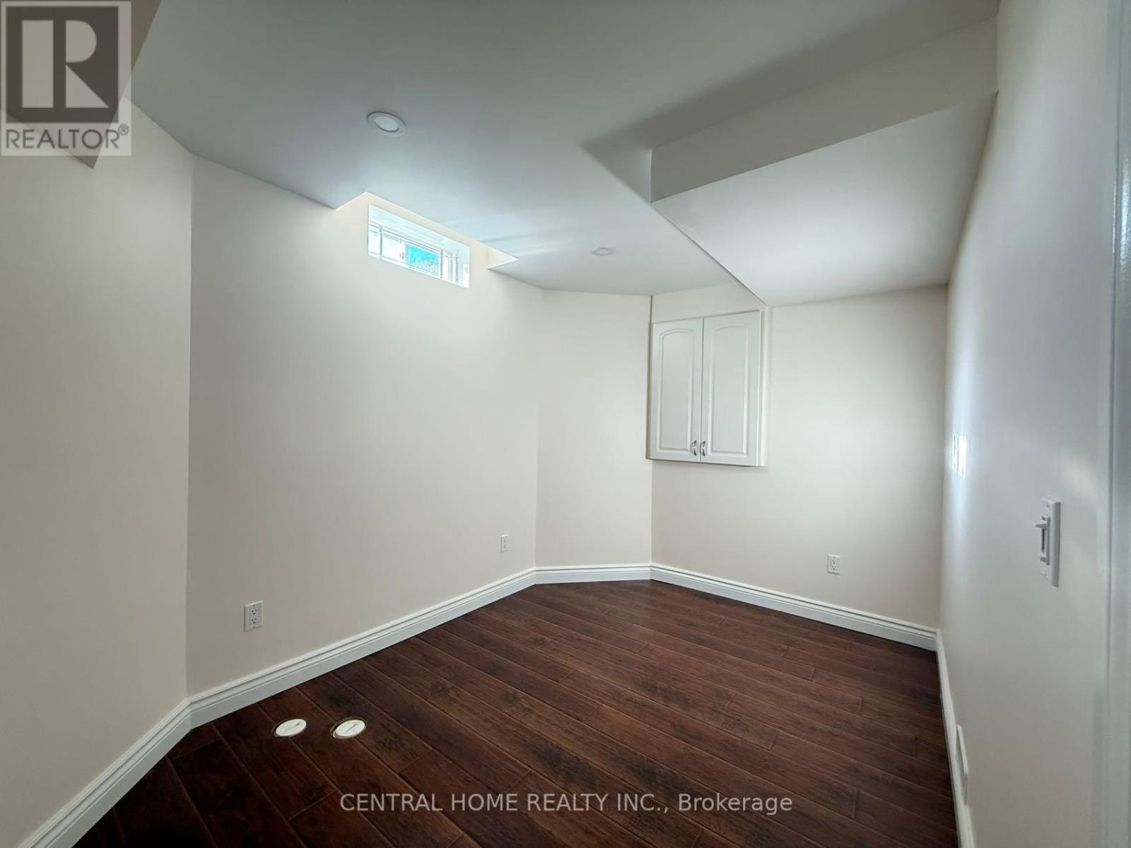 Bsmt - 39 Kentland Street, Markham, Ontario  L6E 0H6 - Photo 7 - N12439058