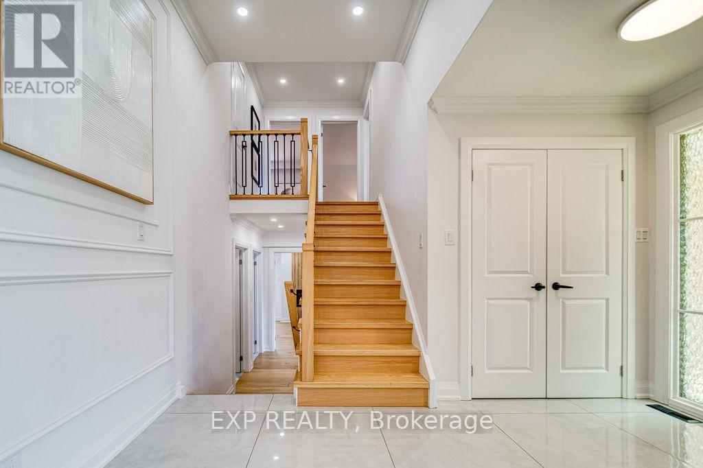 11 Lillian Avenue, Markham, Ontario  L3T 4N7 - Photo 15 - N12439061