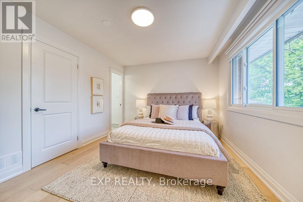 11 Lillian Avenue, Markham, Ontario  L3T 4N7 - Photo 31 - N12439061