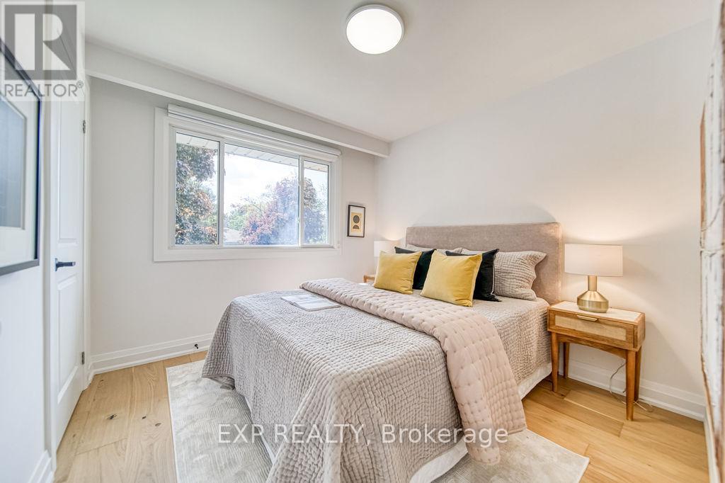 11 Lillian Avenue, Markham, Ontario  L3T 4N7 - Photo 35 - N12439061