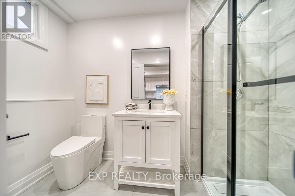 11 Lillian Avenue, Markham, Ontario  L3T 4N7 - Photo 42 - N12439061