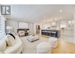 11 LILLIAN AVENUE