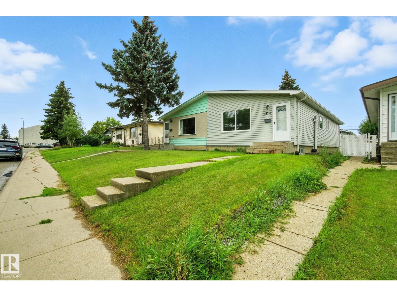 13218 81 ST NW, Edmonton, Alberta