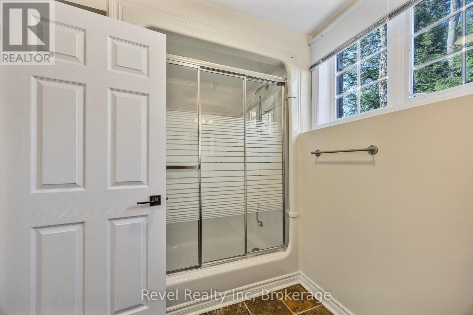 89 Trout Lane, Tiny, Ontario  L9M 0J1 - Photo 23 - S12438120
