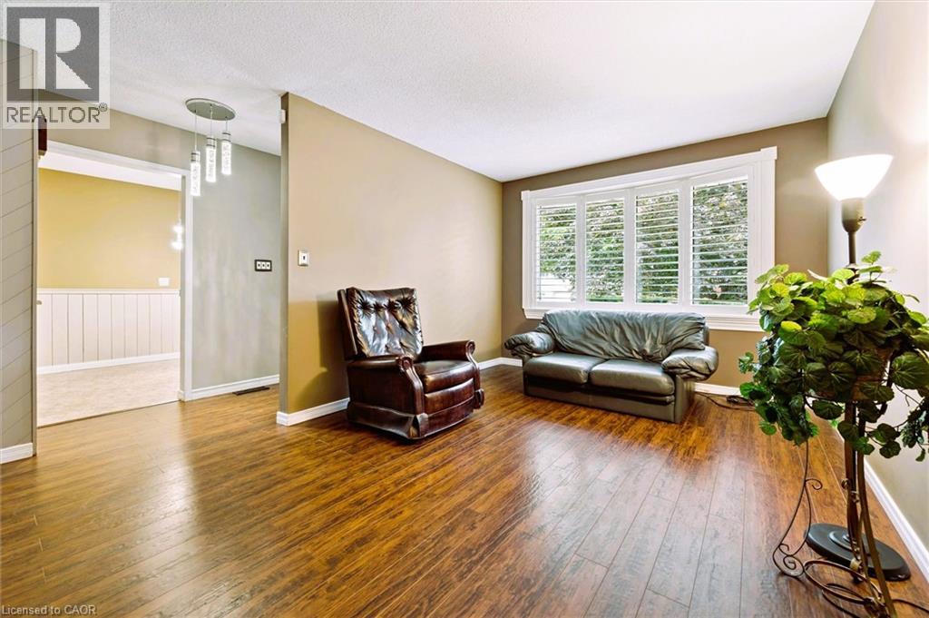 55 Cherry Hill Drive, Kitchener, Ontario  N2E 1N5 - Photo 3 - 40768800