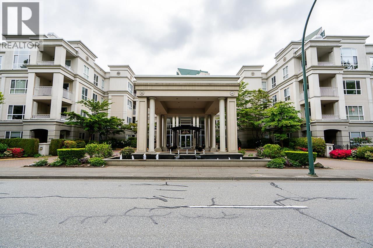 437 3098 GUILDFORD WAY, Coquitlam, British Columbia