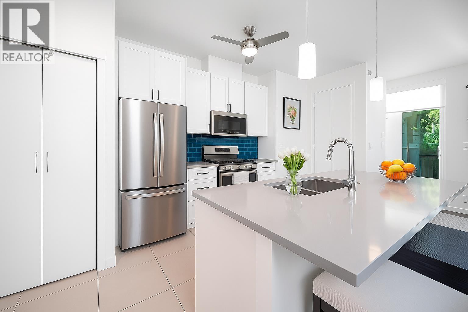 983 Richards Street, Vancouver, British Columbia  V6B 3B6 - Photo 4 - R3027213