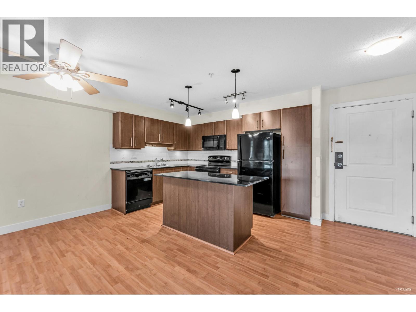 214 12020 207a Street, Maple Ridge, British Columbia  V2X 8V2 - Photo 4 - R3054049