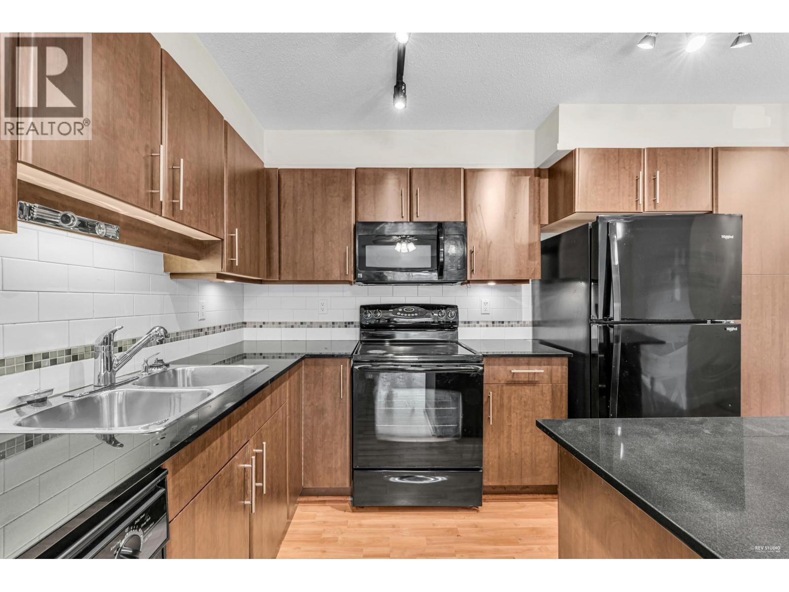 214 12020 207a Street, Maple Ridge, British Columbia  V2X 8V2 - Photo 5 - R3054049