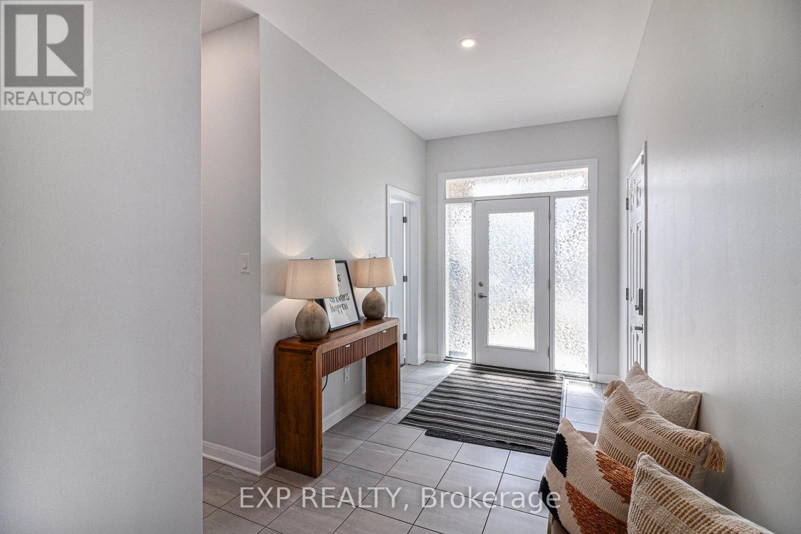 615 Idyllic Terrace, Ottawa, Ontario  K4A 5N9 - Photo 3 - X12439077