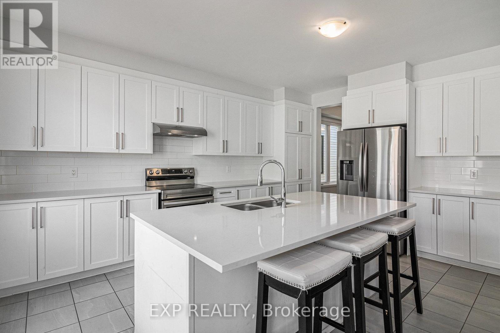 615 Idyllic Terrace, Ottawa, Ontario  K4A 5N9 - Photo 7 - X12439077