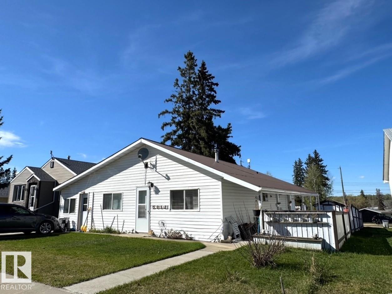 5012 48 AV, Evansburg, Alberta