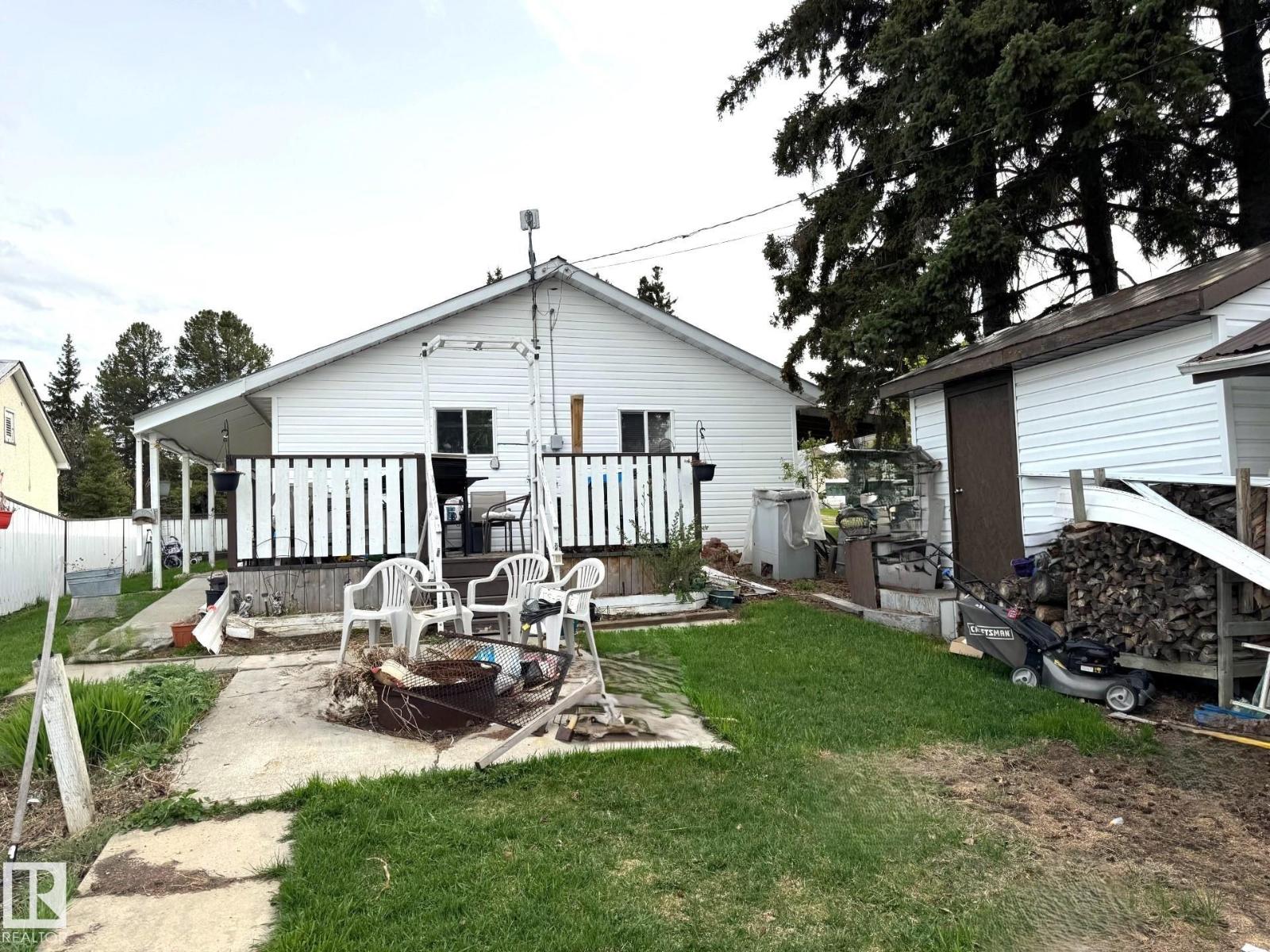 5012 48 Av, Evansburg, Alberta  T0E 0T0 - Photo 4 - E4443945