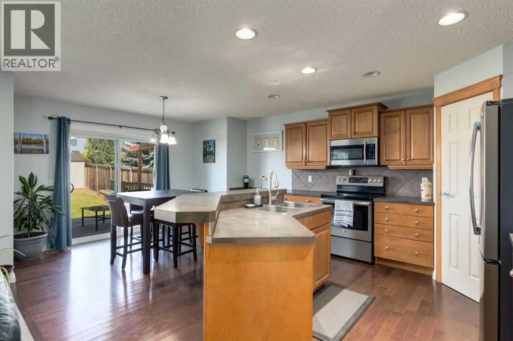 270 Royal Oak Court Nw, Calgary, Alberta  T3G 5V3 - Photo 7 - A2252578