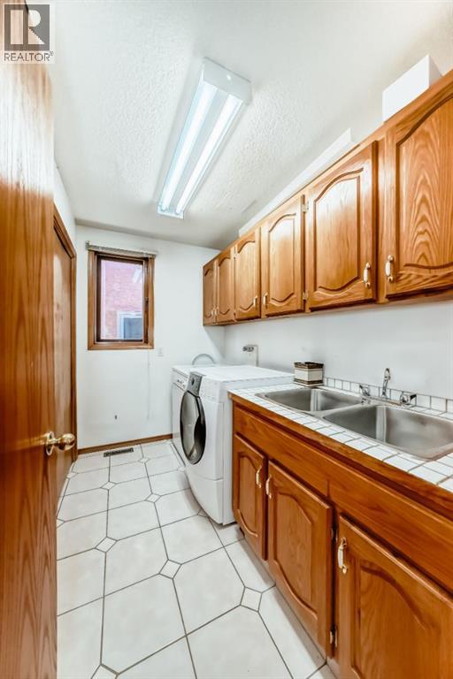 17 Santana Manor Nw, Calgary, Alberta  T3K 3M4 - Photo 18 - A2260143