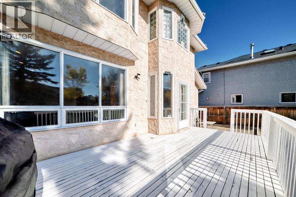 17 Santana Manor Nw, Calgary, Alberta  T3K 3M4 - Photo 46 - A2260143