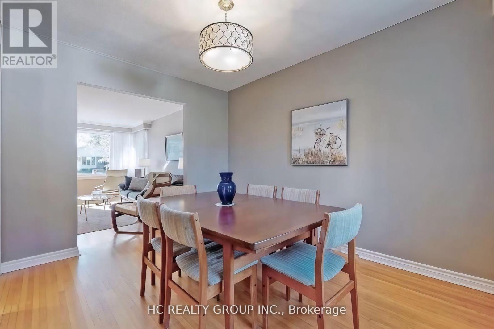 Upper - 53 Treverton Drive, Toronto, Ontario  M1K 3S5 - Photo 2 - E12439076