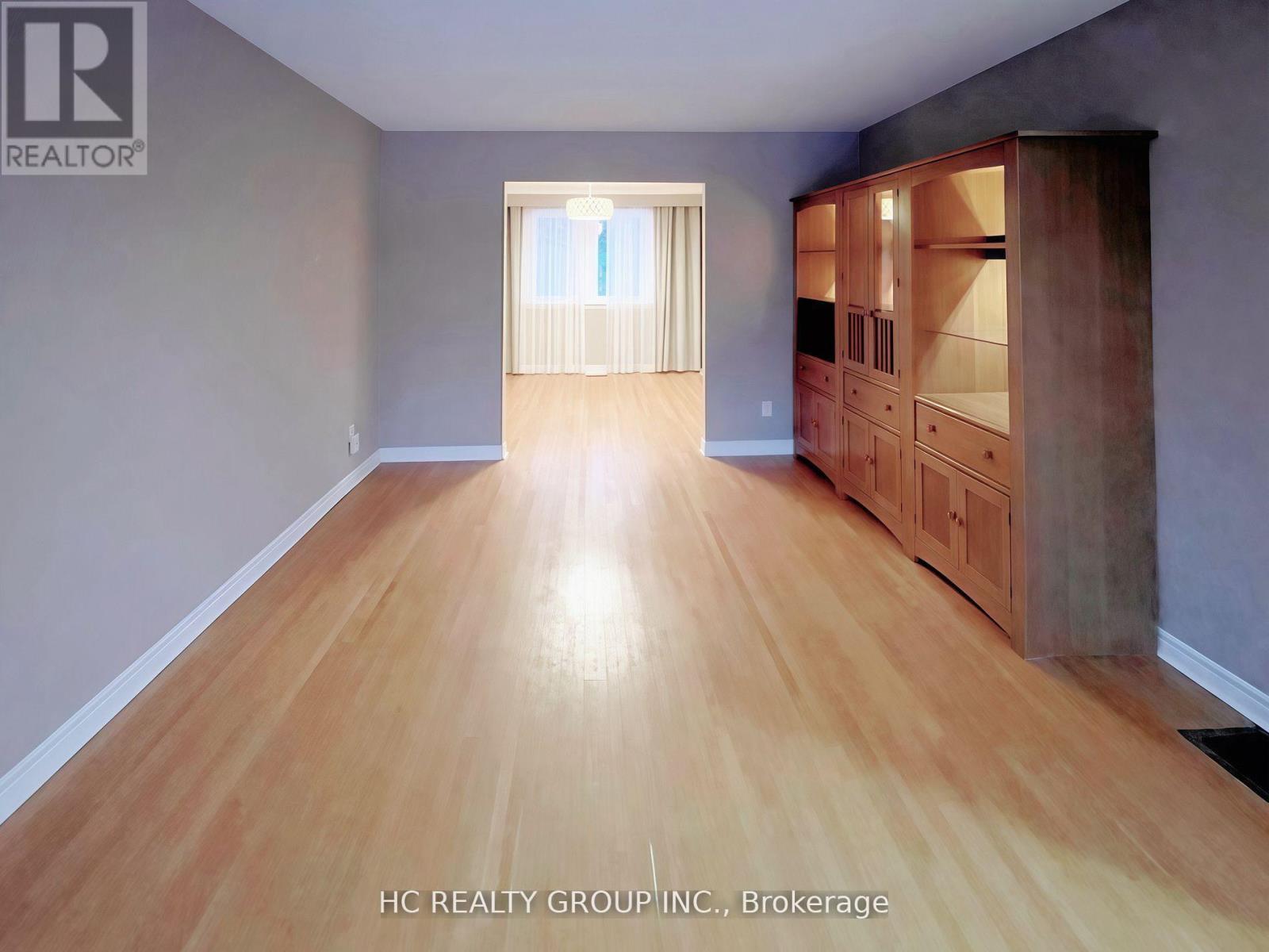 Upper - 53 Treverton Drive, Toronto, Ontario  M1K 3S5 - Photo 6 - E12439076