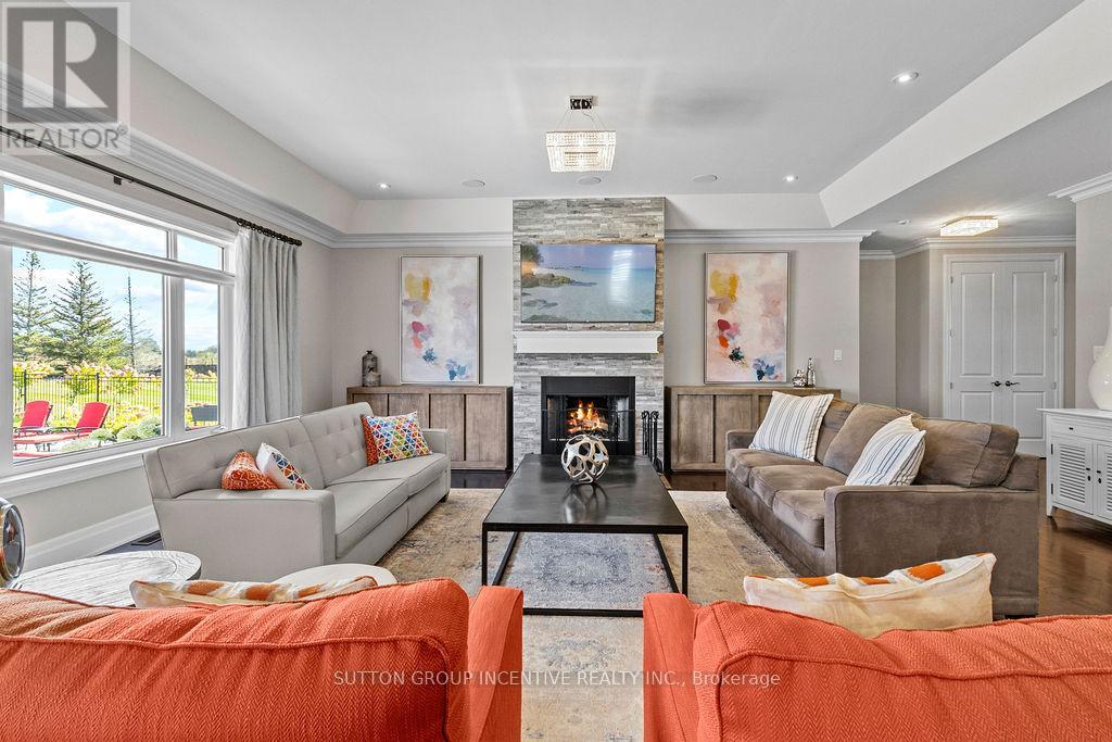 327 Sunnybrae Avenue, Innisfil, Ontario  L9S 0K9 - Photo 15 - N12439069