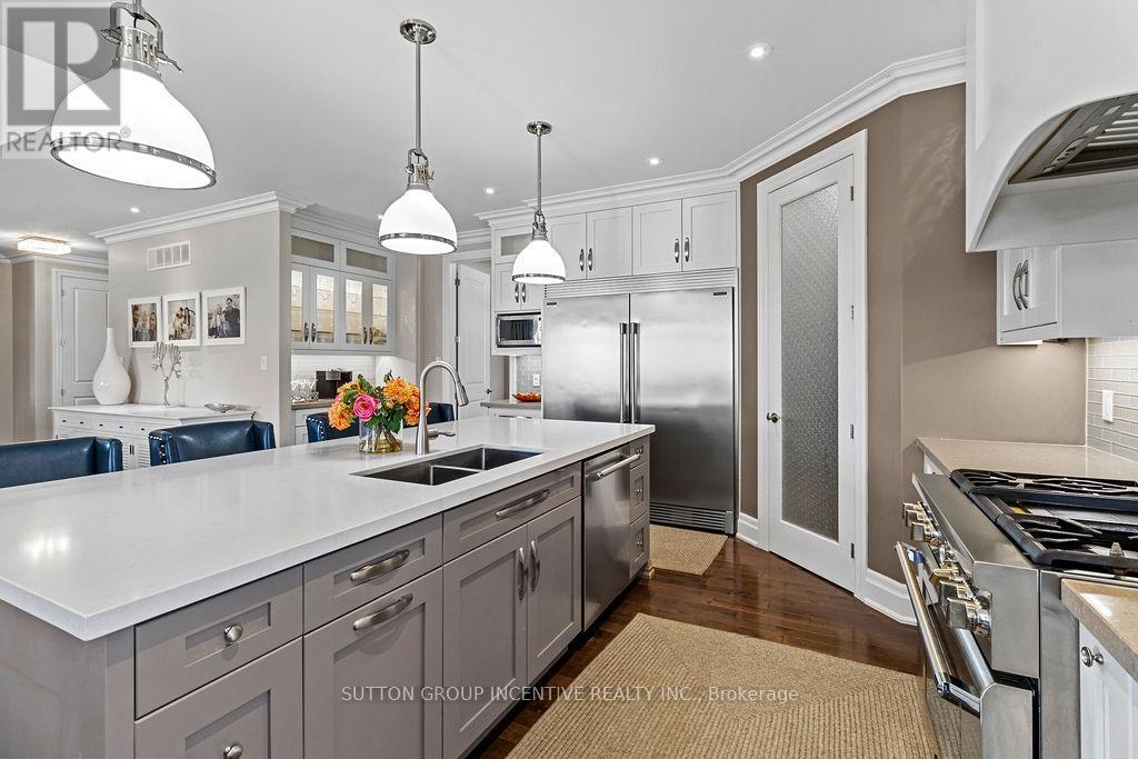 327 Sunnybrae Avenue, Innisfil, Ontario  L9S 0K9 - Photo 19 - N12439069