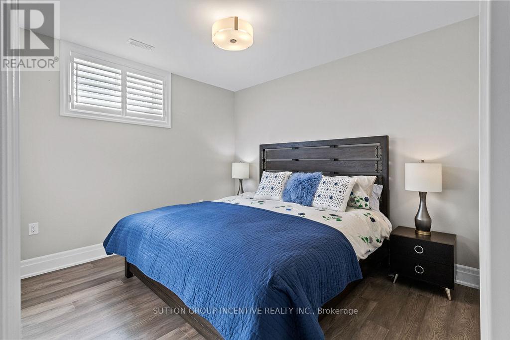 327 Sunnybrae Avenue, Innisfil, Ontario  L9S 0K9 - Photo 35 - N12439069