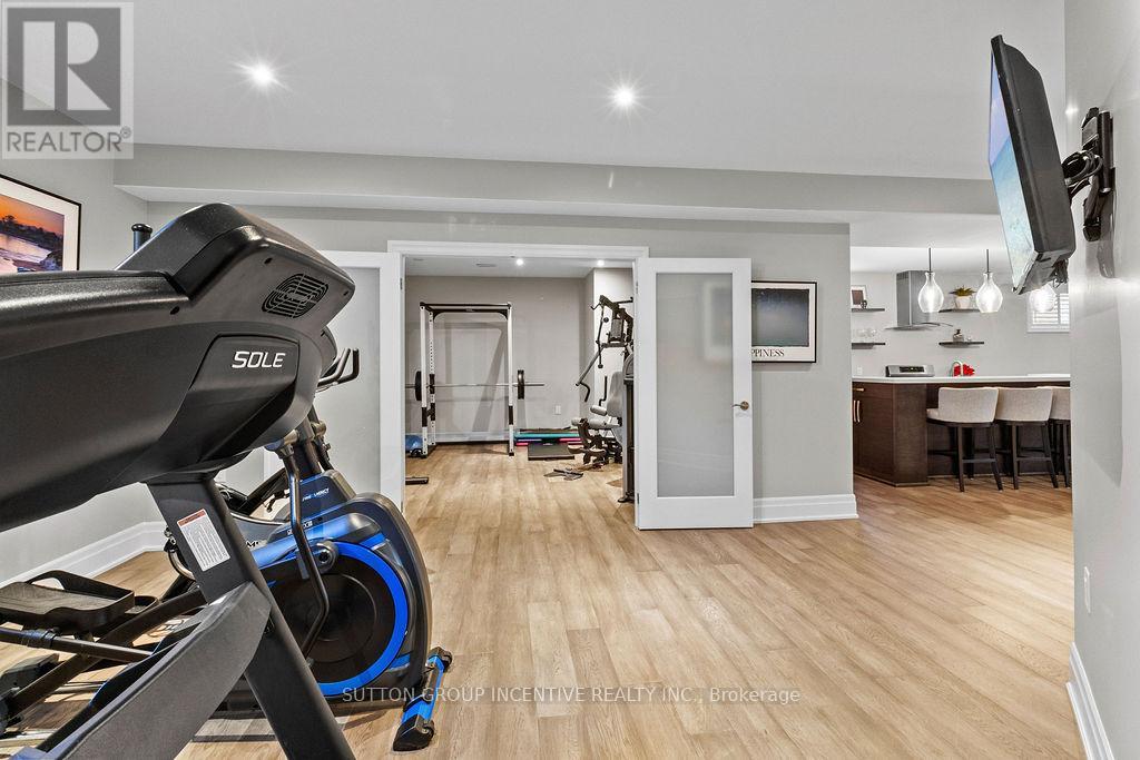 327 Sunnybrae Avenue, Innisfil, Ontario  L9S 0K9 - Photo 43 - N12439069