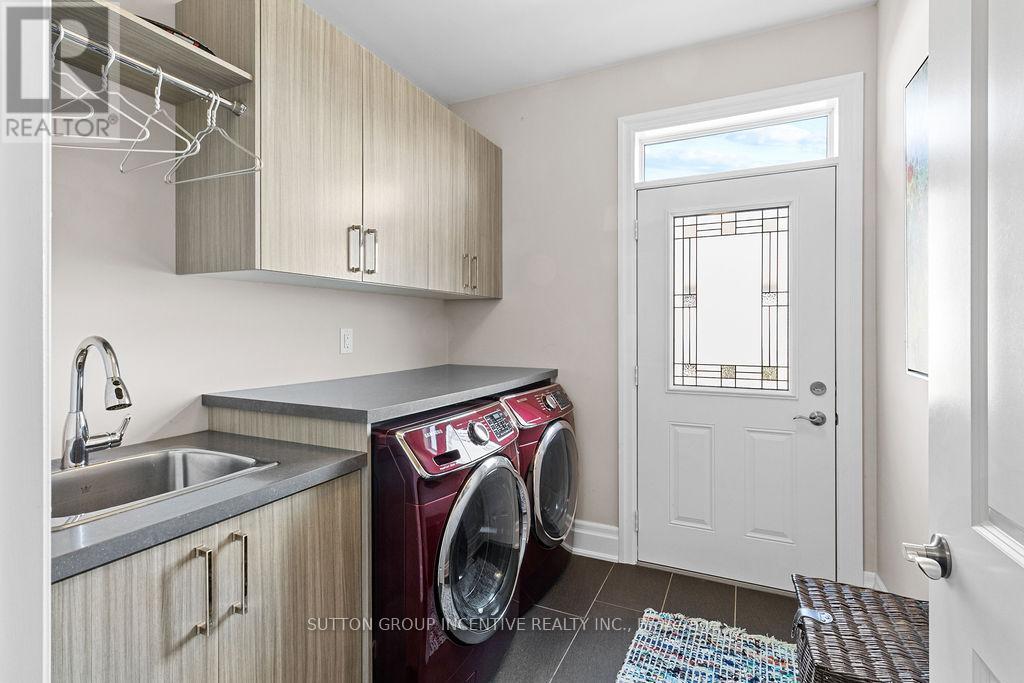 327 Sunnybrae Avenue, Innisfil, Ontario  L9S 0K9 - Photo 44 - N12439069