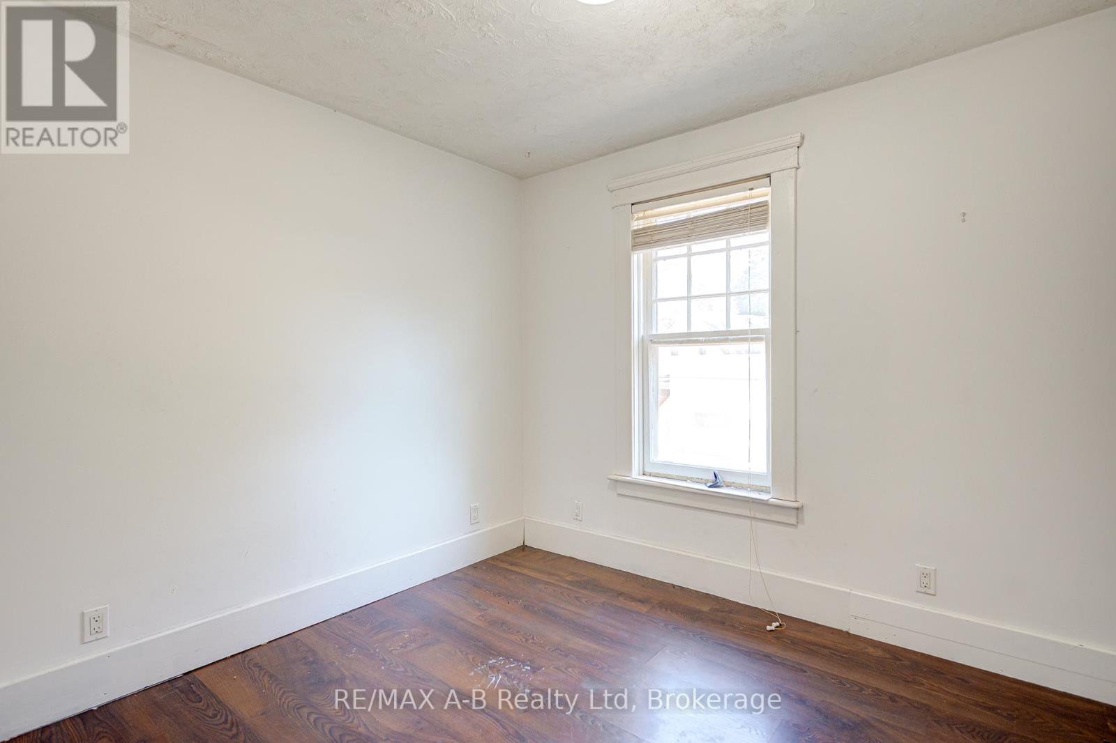 512 Downie Street, Stratford, Ontario  N5A 1Y2 - Photo 22 - X12439114