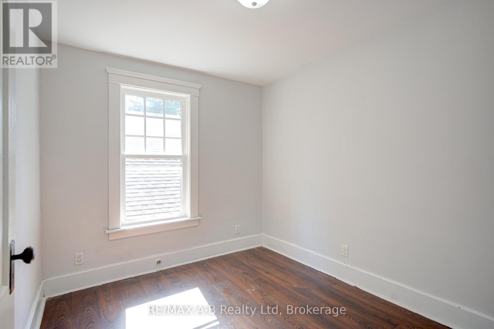 512 Downie Street, Stratford, Ontario  N5A 1Y2 - Photo 27 - X12439114