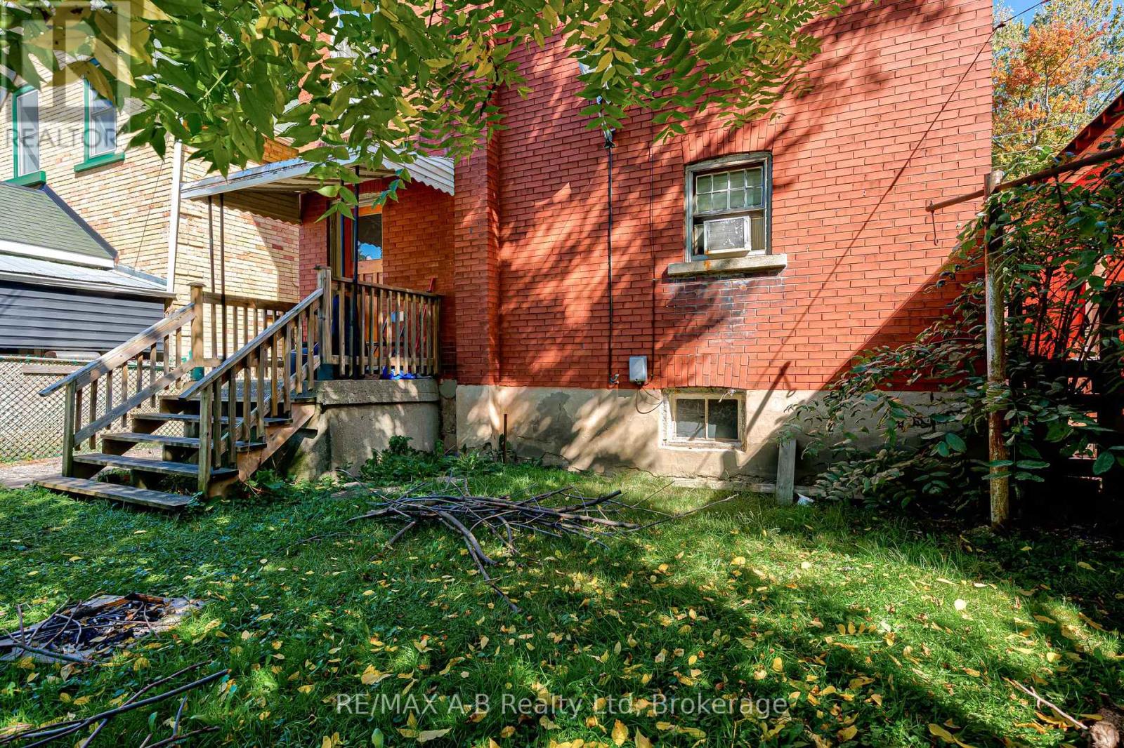 512 Downie Street, Stratford, Ontario  N5A 1Y2 - Photo 33 - X12439114