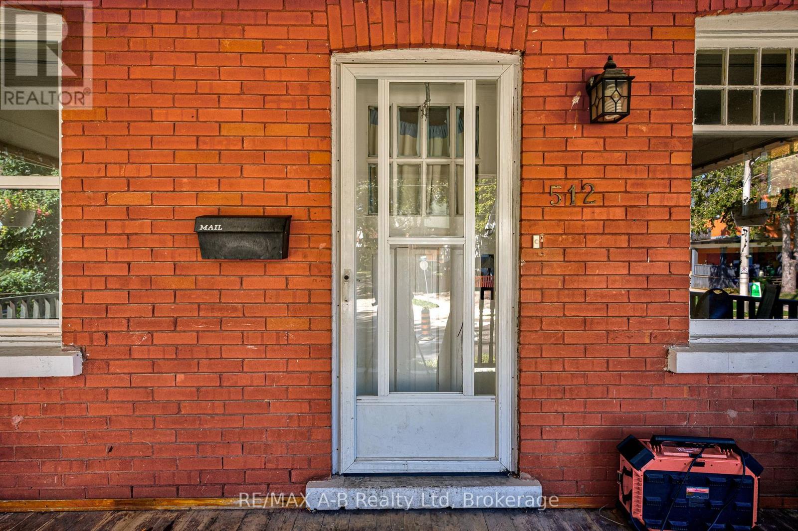 512 Downie Street, Stratford, Ontario  N5A 1Y2 - Photo 5 - X12439114