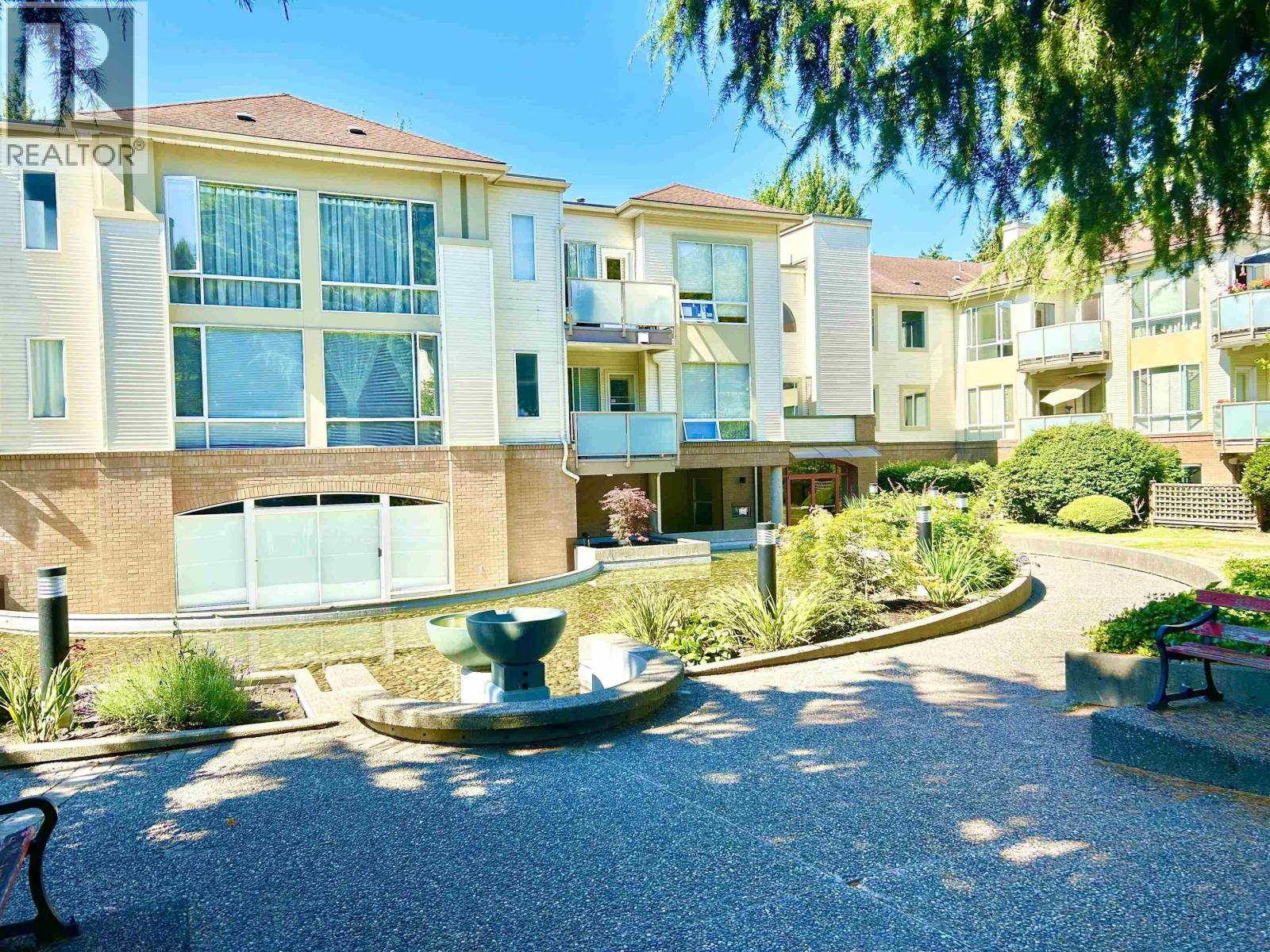 205 6742 STATION HILL COURT, Burnaby, British Columbia