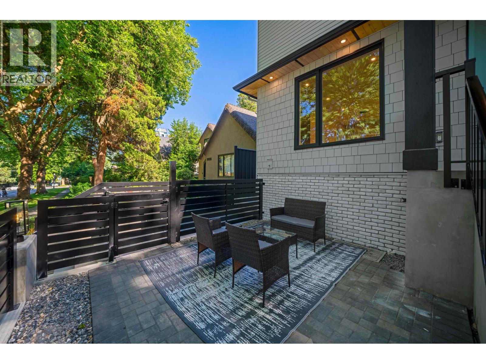 2 3836 W 8th Avenue, Vancouver, British Columbia  V6R 1Z4 - Photo 25 - R3054453