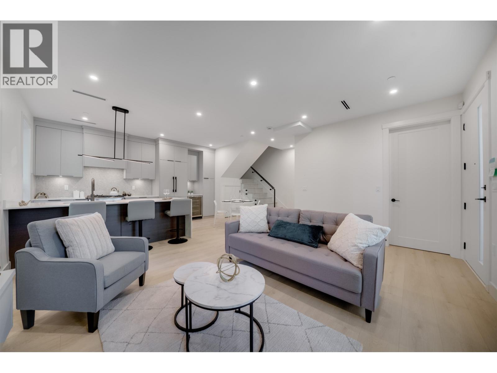 2 3836 W 8th Avenue, Vancouver, British Columbia  V6R 1Z4 - Photo 3 - R3054453
