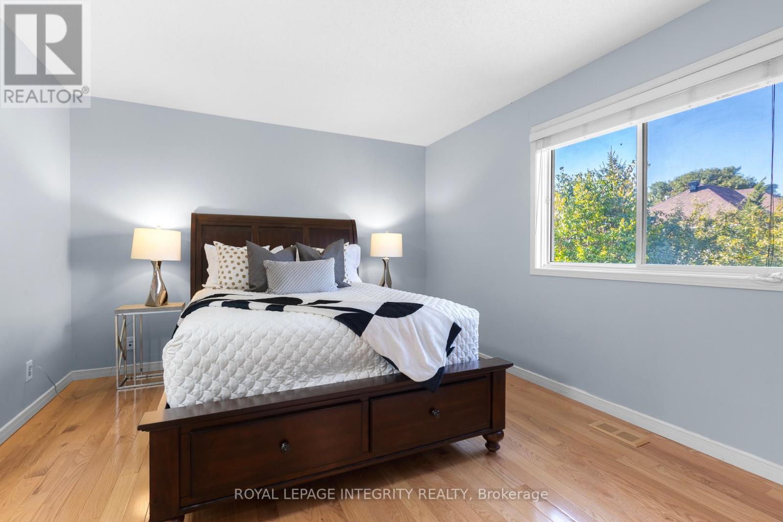 11 Royal Field Crescent, Ottawa, Ontario  K2J 4G1 - Photo 15 - X12439081