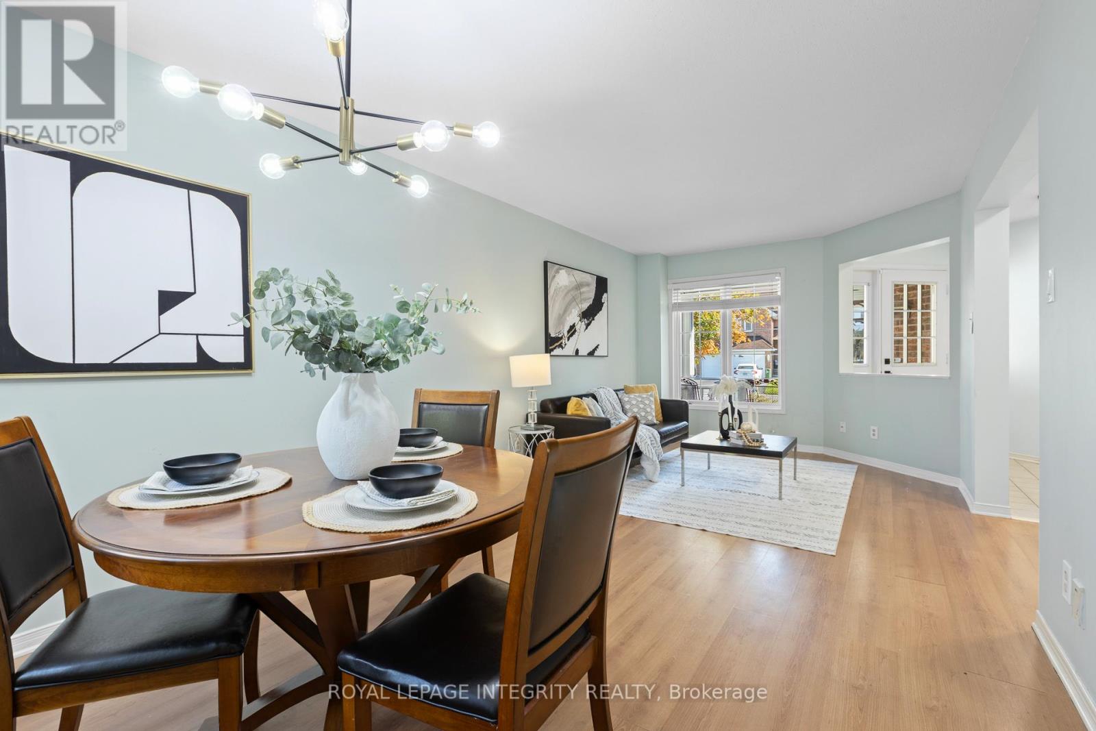 11 Royal Field Crescent, Ottawa, Ontario  K2J 4G1 - Photo 2 - X12439081