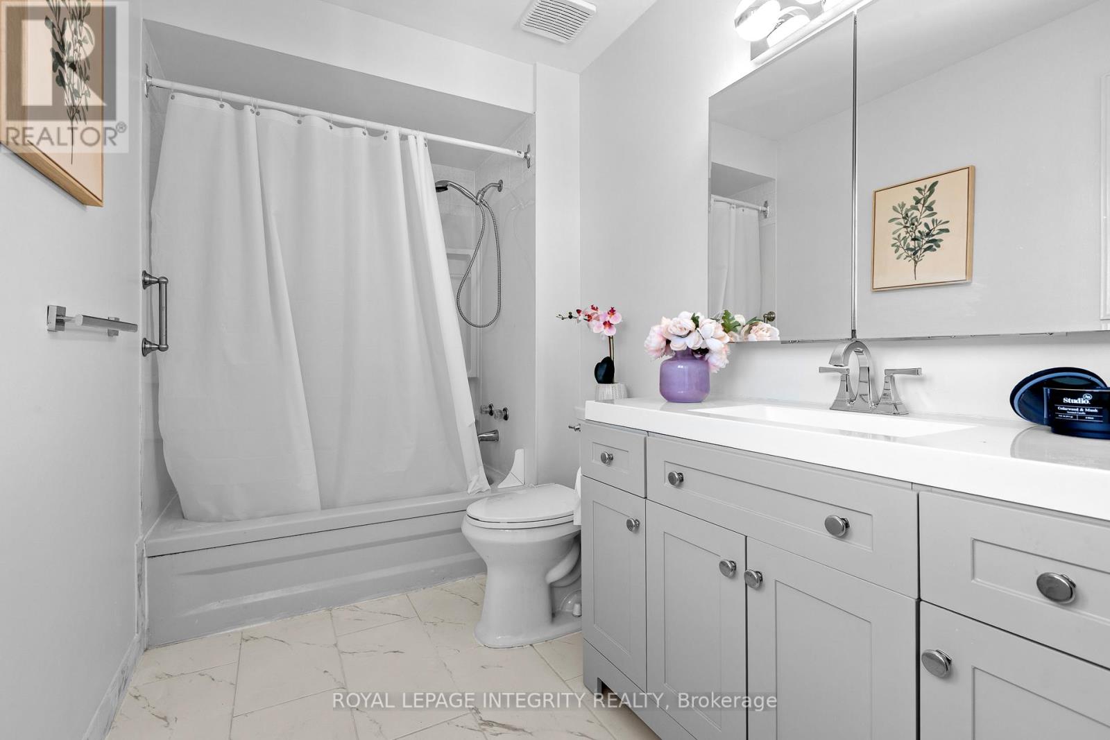 11 Royal Field Crescent, Ottawa, Ontario  K2J 4G1 - Photo 23 - X12439081