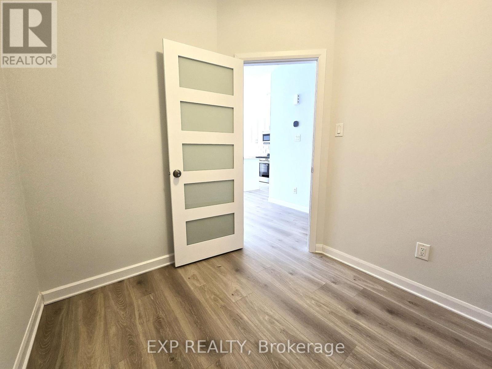 306 Clearpath Private, Ottawa, Ontario  K2T 0R8 - Photo 10 - X12439082
