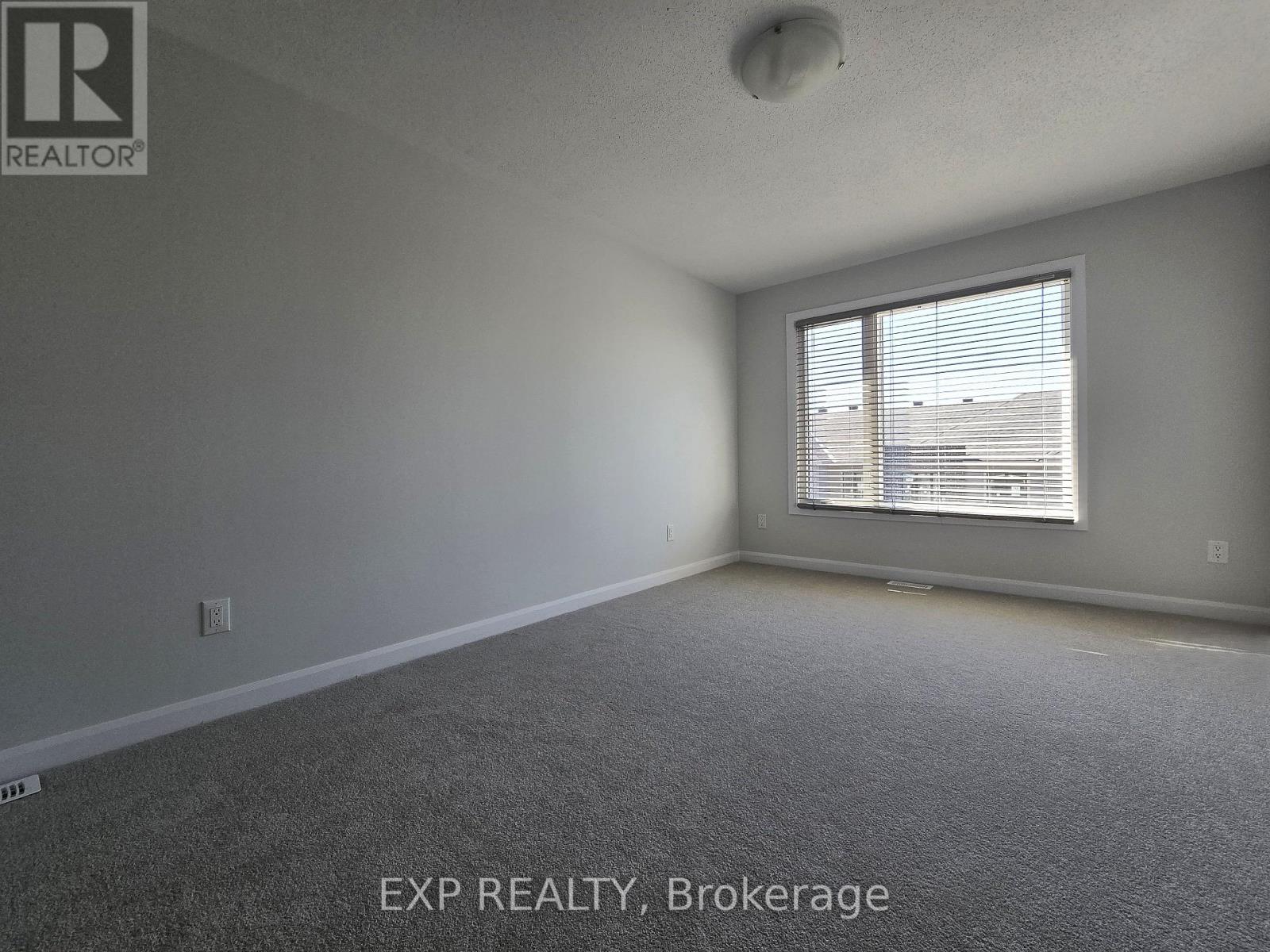 306 Clearpath Private, Ottawa, Ontario  K2T 0R8 - Photo 13 - X12439082