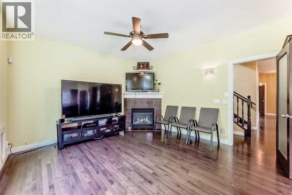 583 West Chestermere Drive, Chestermere, Alberta  T1X 1B4 - Photo 12 - A2261214