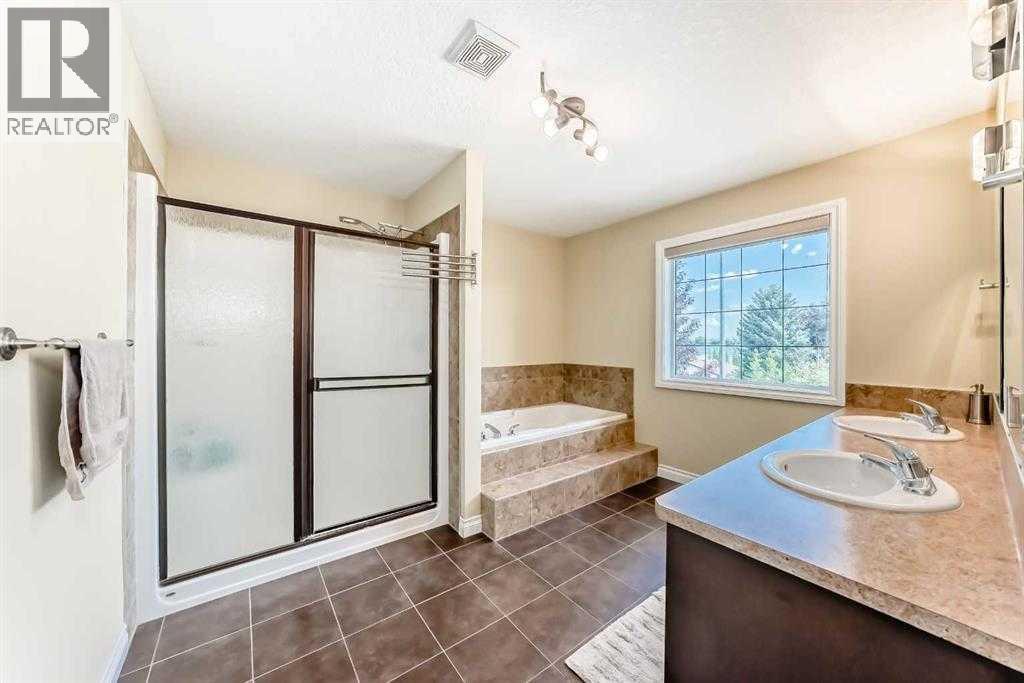 583 West Chestermere Drive, Chestermere, Alberta  T1X 1B4 - Photo 30 - A2261214