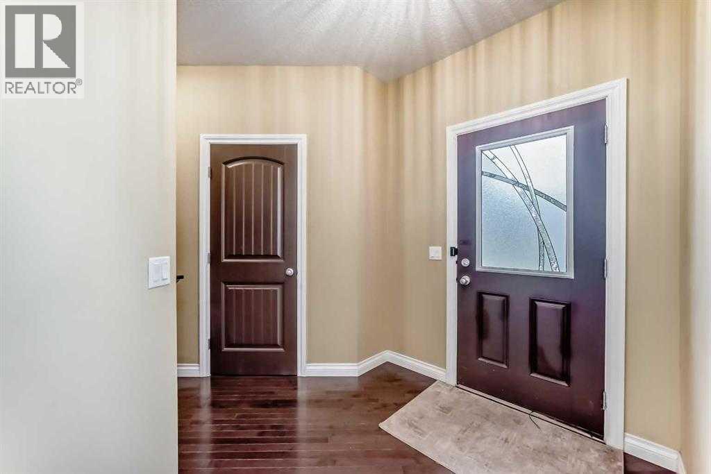 583 West Chestermere Drive, Chestermere, Alberta  T1X 1B4 - Photo 4 - A2261214