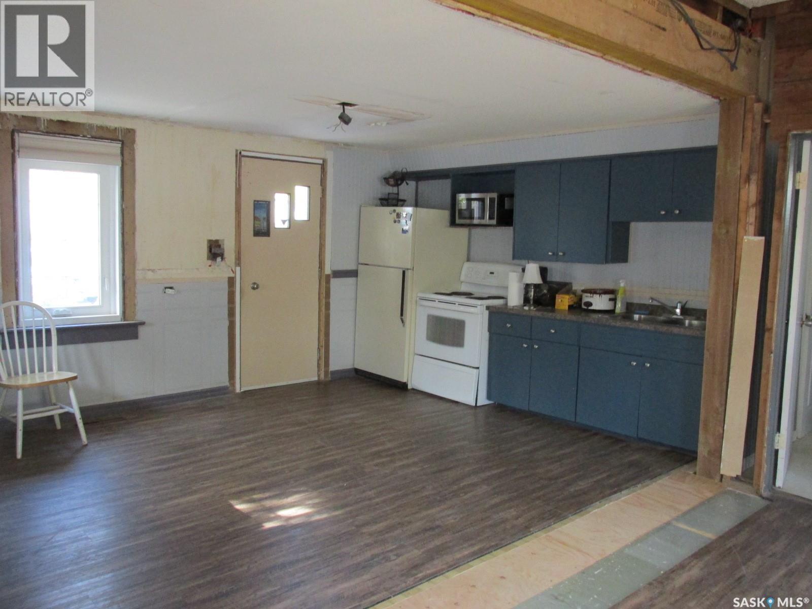 900 1st Street W, Nipawin, Saskatchewan  S0E 1E0 - Photo 6 - SK014391