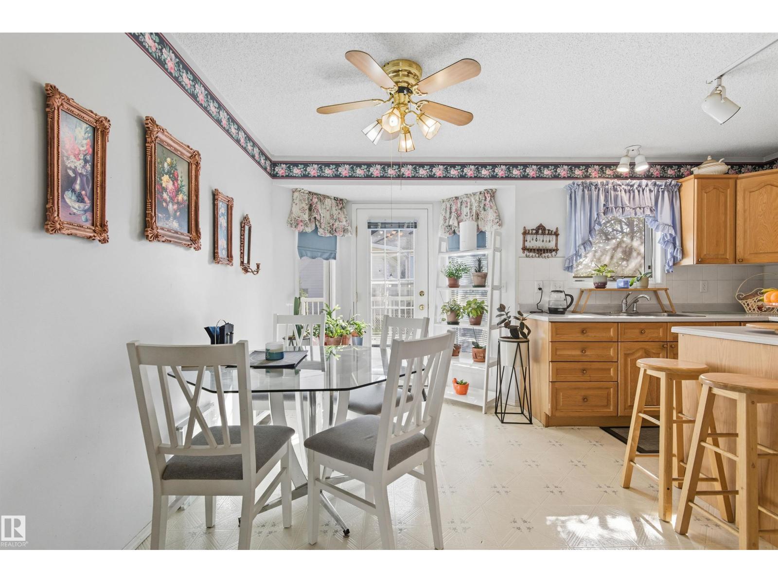 6315 162 Av Nw, Edmonton, Alberta  T5Y 2R1 - Photo 13 - E4460354