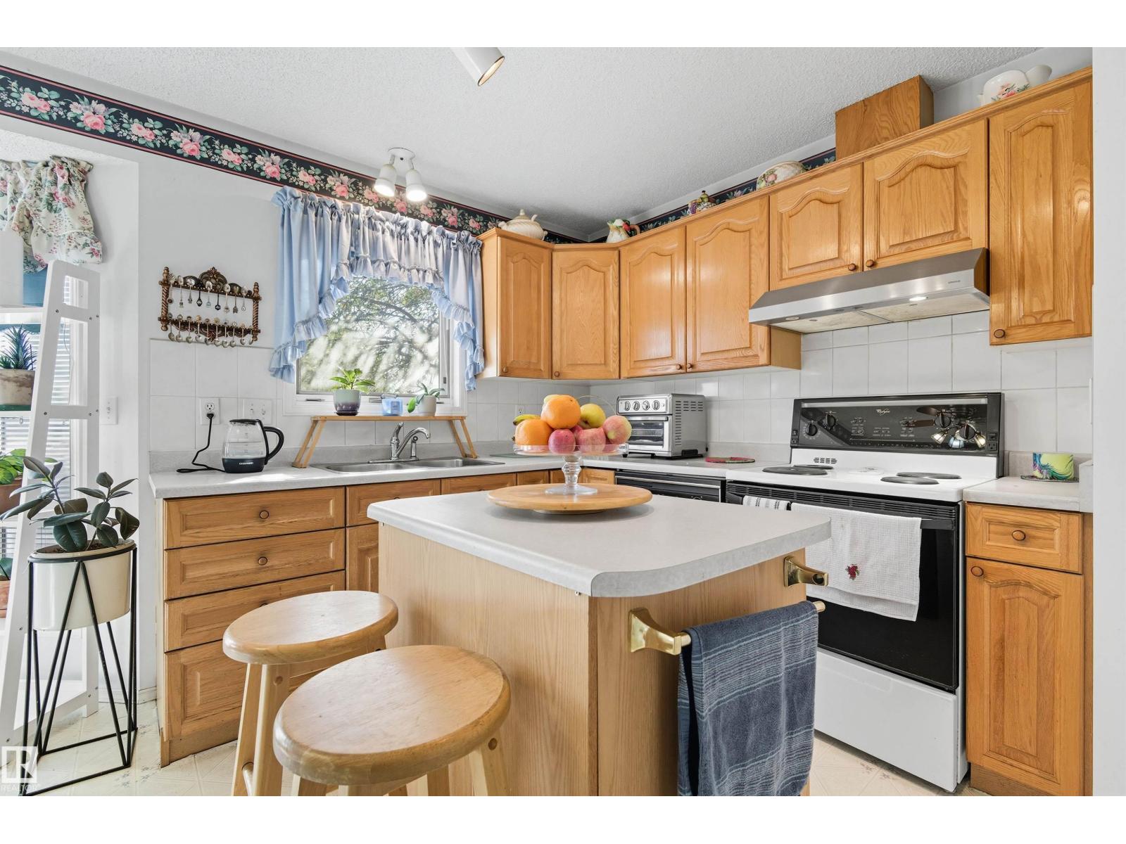 6315 162 Av Nw, Edmonton, Alberta  T5Y 2R1 - Photo 18 - E4460354