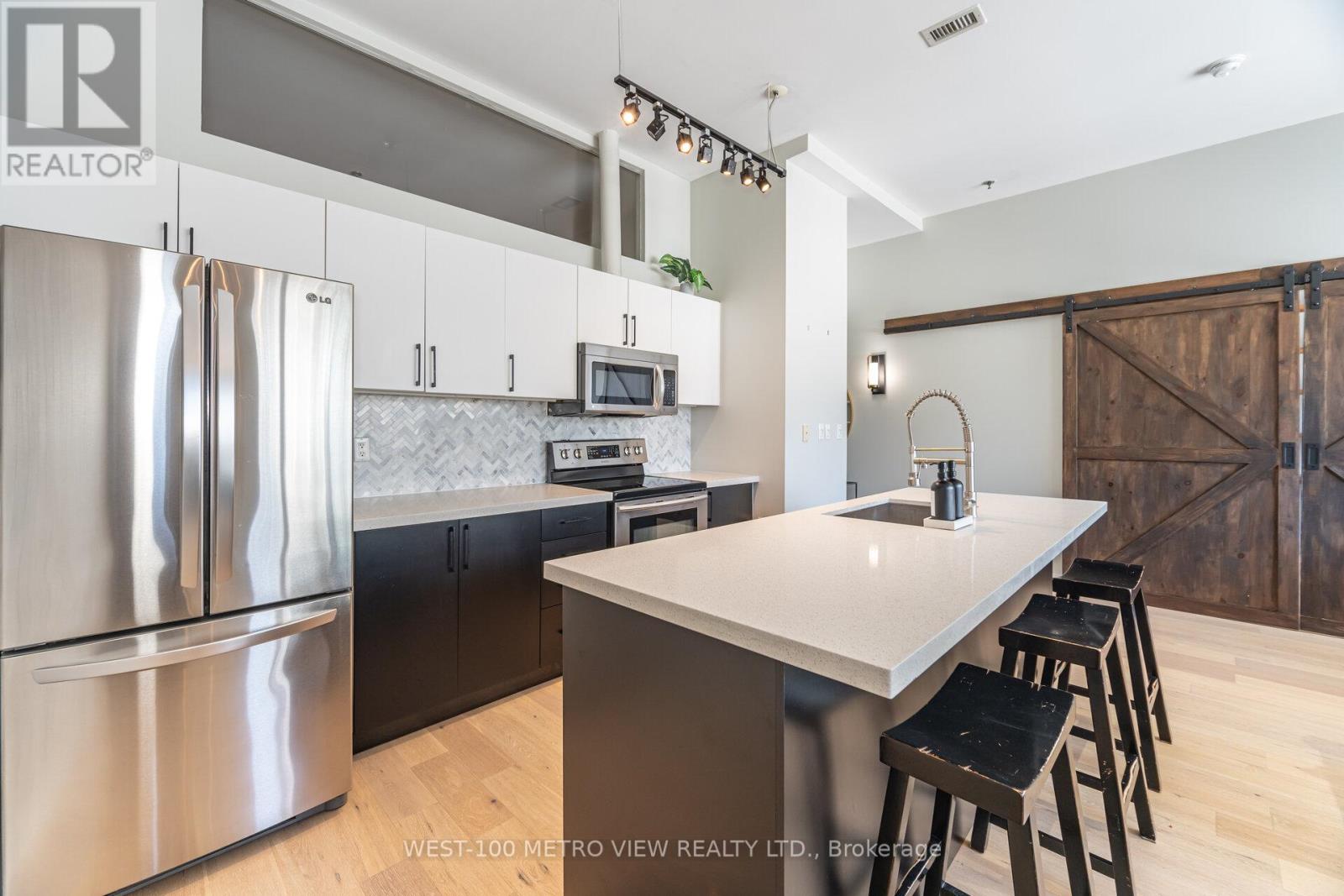 710 - 700 King Street W, Toronto (Waterfront Communities), Ontario  M5V 2Y6 - Photo 10 - C12439086