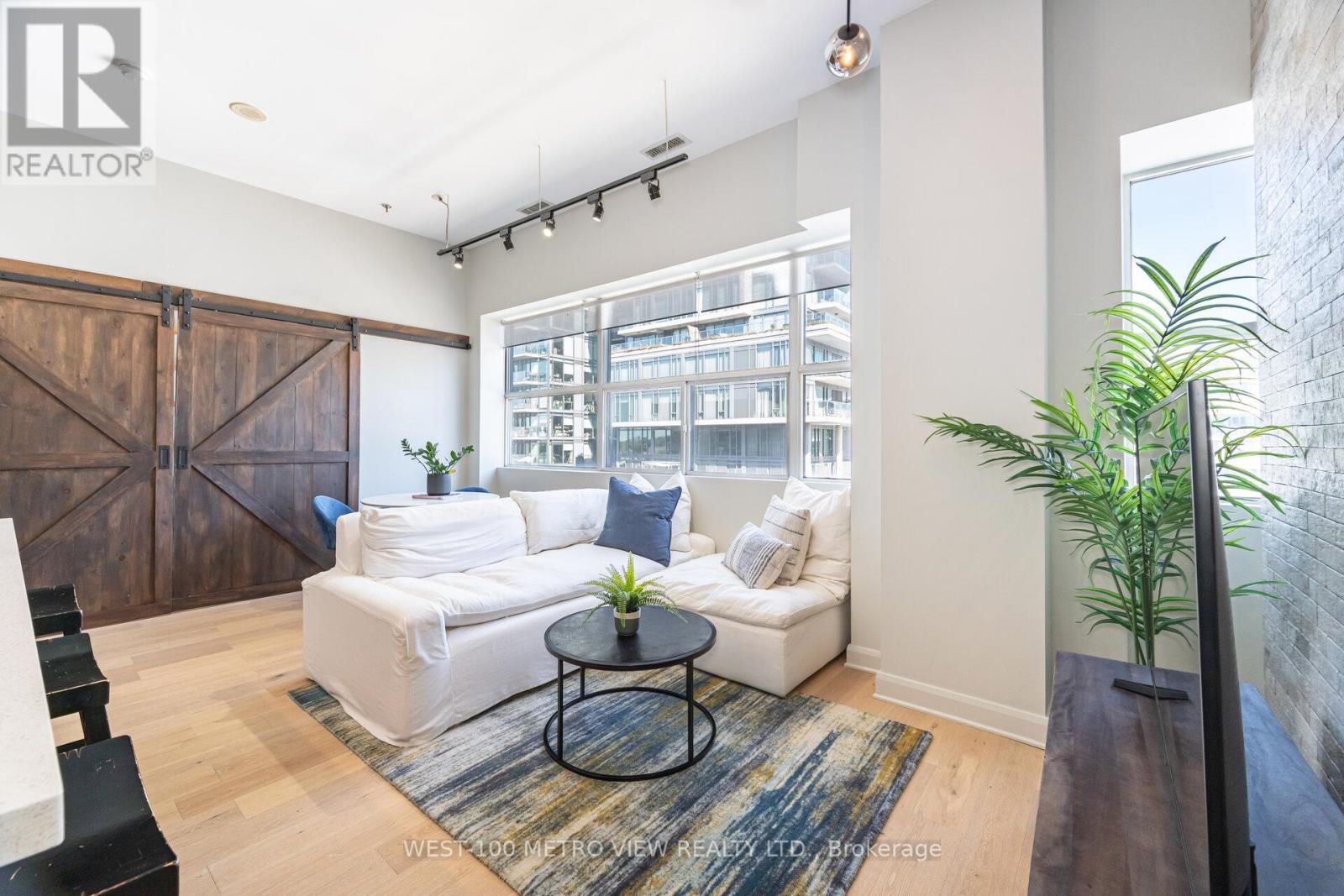 710 - 700 King Street W, Toronto (Waterfront Communities), Ontario  M5V 2Y6 - Photo 14 - C12439086